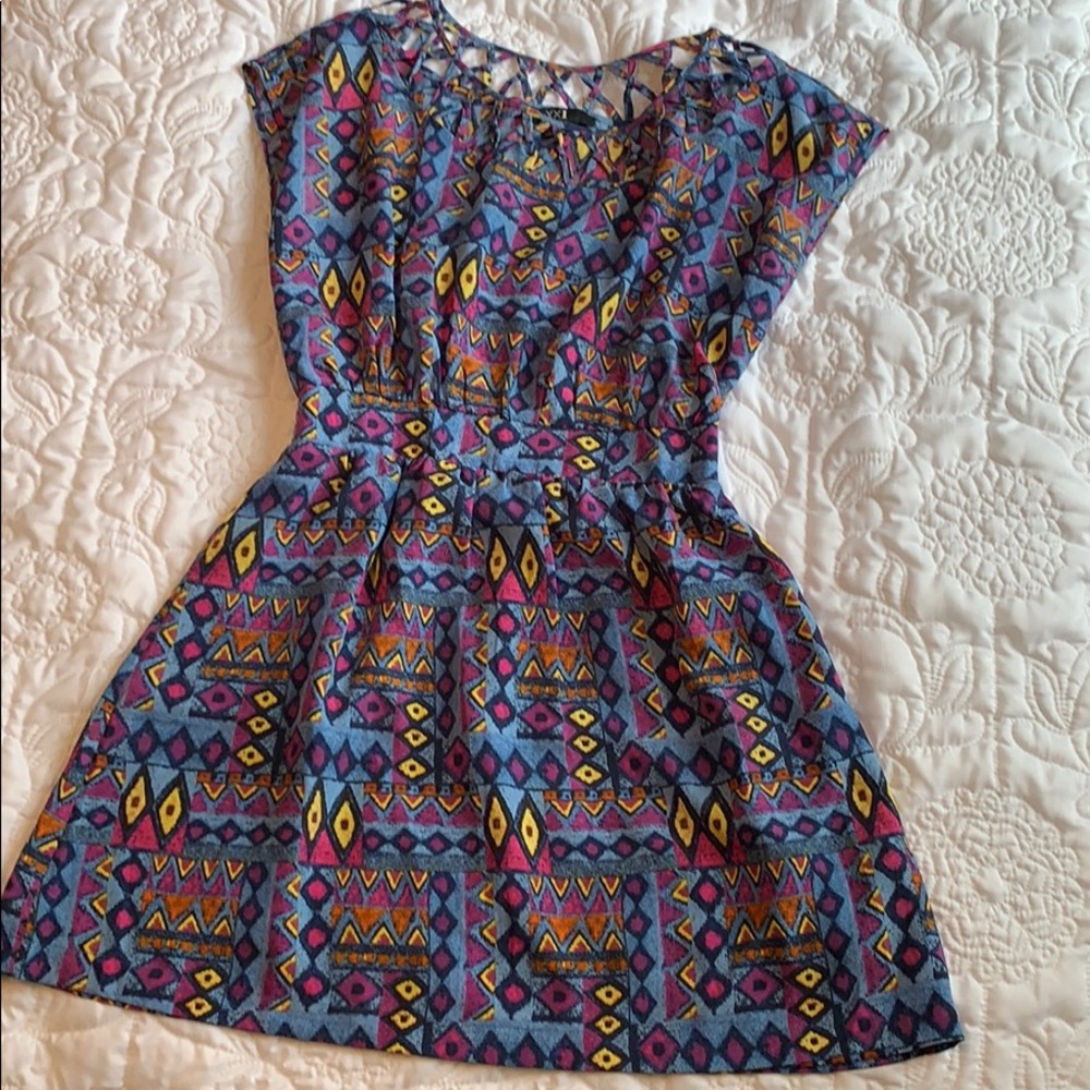 XXI cinched waist dress with neck detail